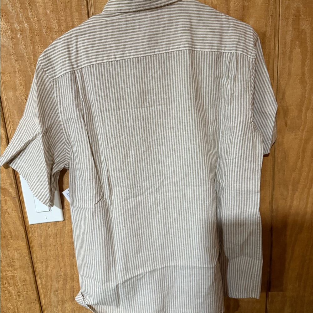 Old Navy Men's Tan Striped Casual Shirt - Picture 5 of 5
